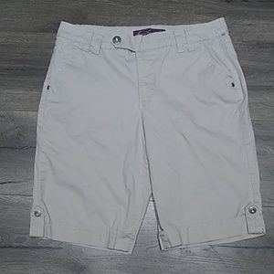 Gloria Vanderbilt Bermuda shorts